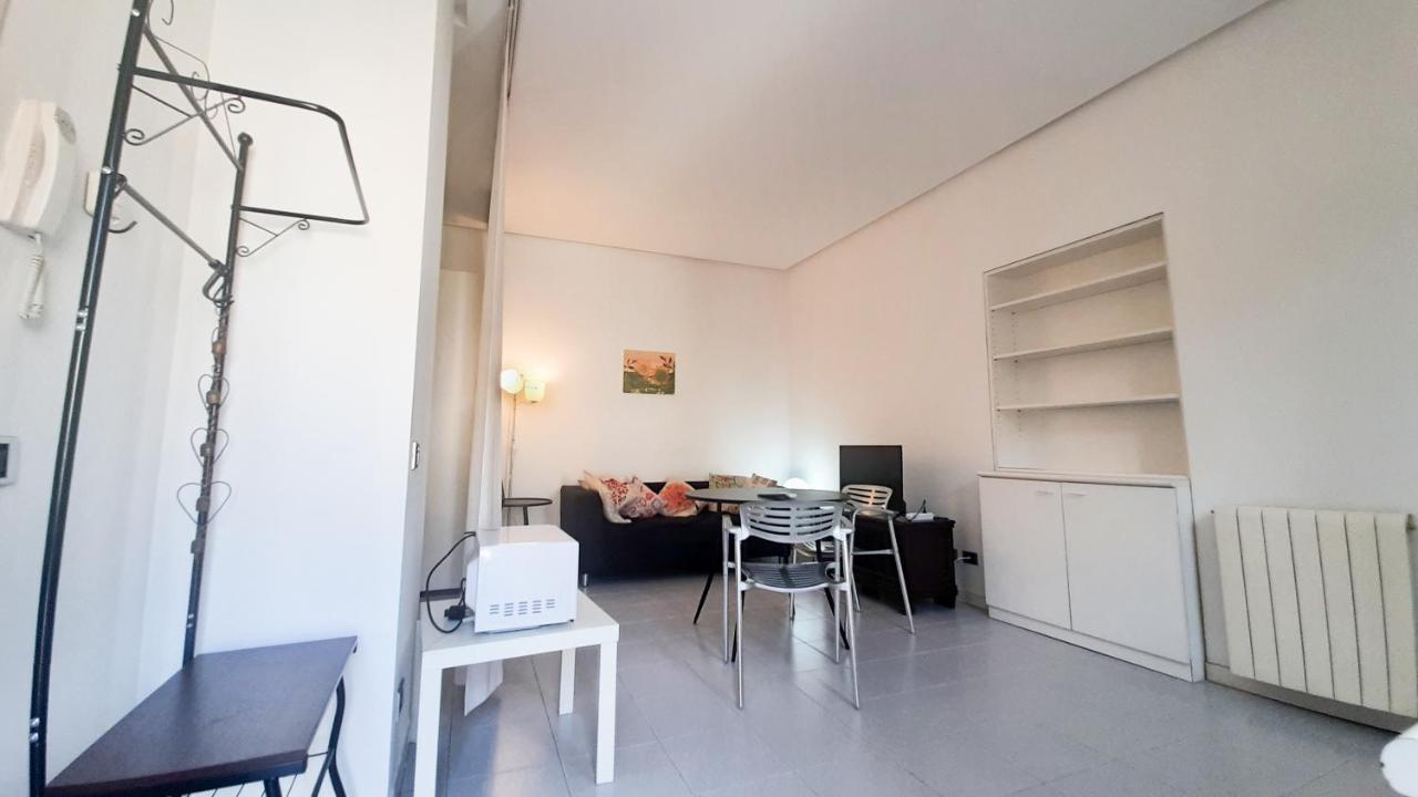 Joivy Light Isola Studio Milaan Buitenkant foto